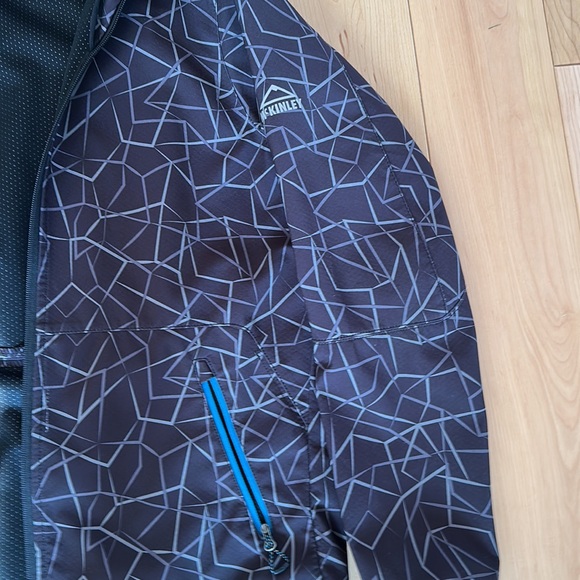 McKinley boys fall light jacket waterproof. Size large. - Picture 4 of 5